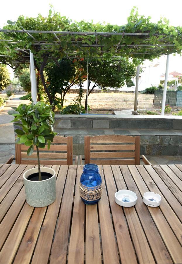 Kampos Family Garden Villa Mpatsi Buitenkant foto